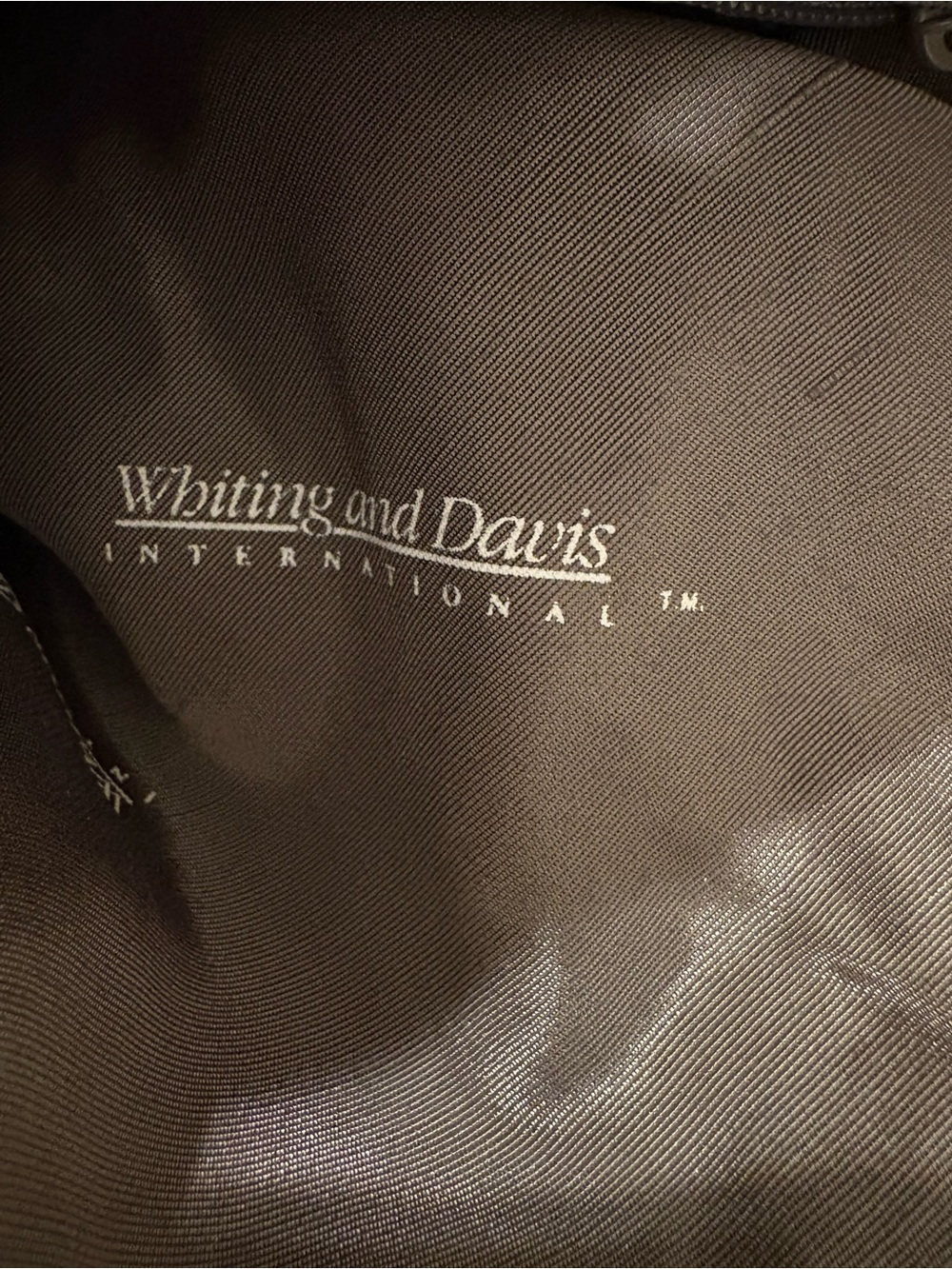 Whiting & Davis White metal mesh Shoulder Bag with branded Charm - Picture 2 of 6